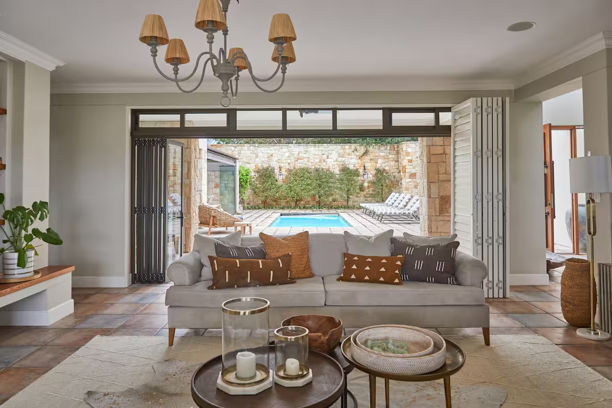Sitting room opening onto the pool courtyard